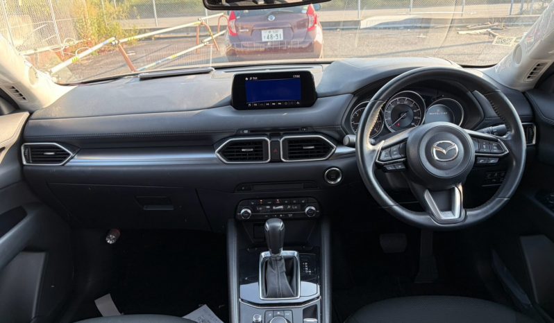 
								Mazda CX-5 full									