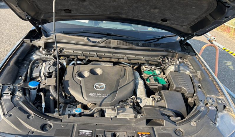
								Mazda CX-5 full									