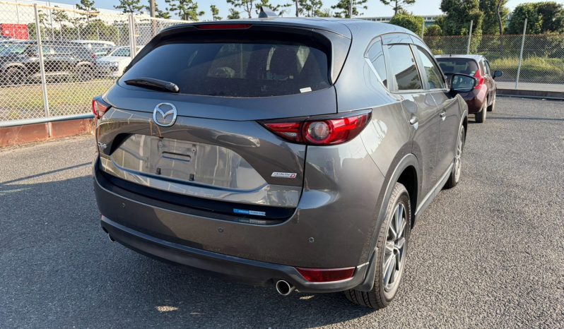 
								Mazda CX-5 full									