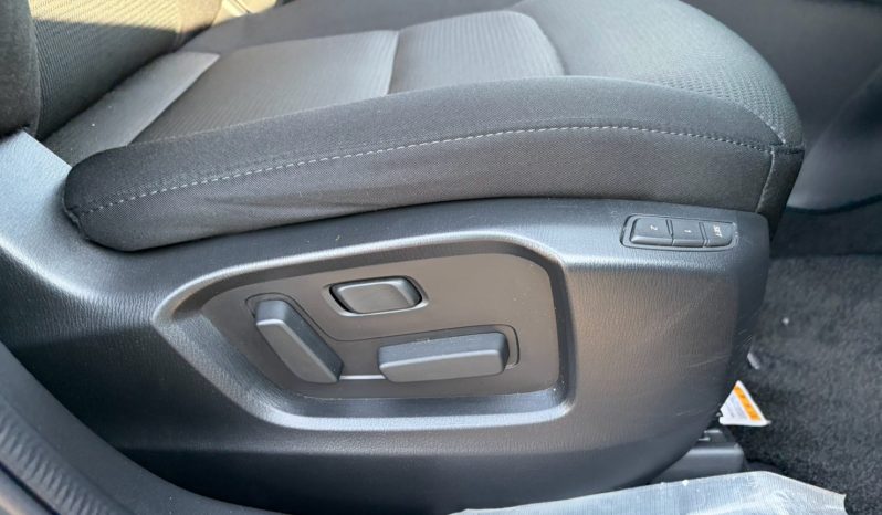 
								Mazda CX-5 full									