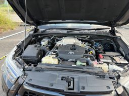 
										Toyota Hilux full									