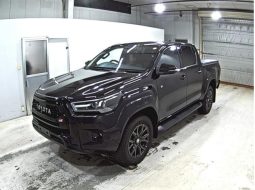 
										Toyota Hilux full									