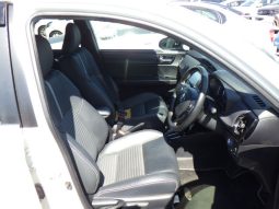 
										Toyota Fielder full									