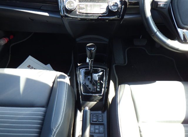 
								Toyota Fielder full									
