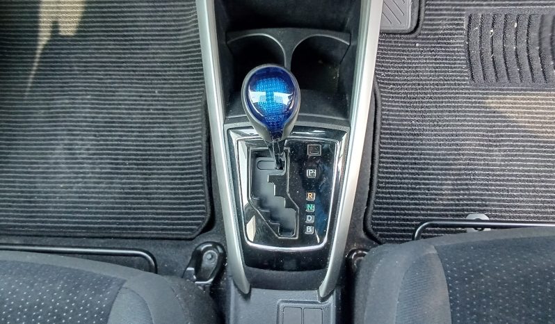 
								Toyota Fielder full									