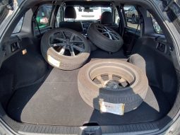
										Toyot Fielder (Hybrid) full									
