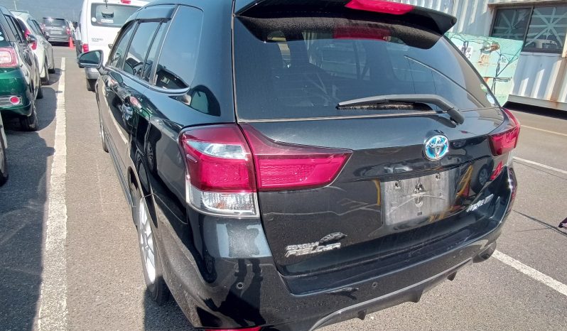 
								Toyot Fielder (Hybrid) full									