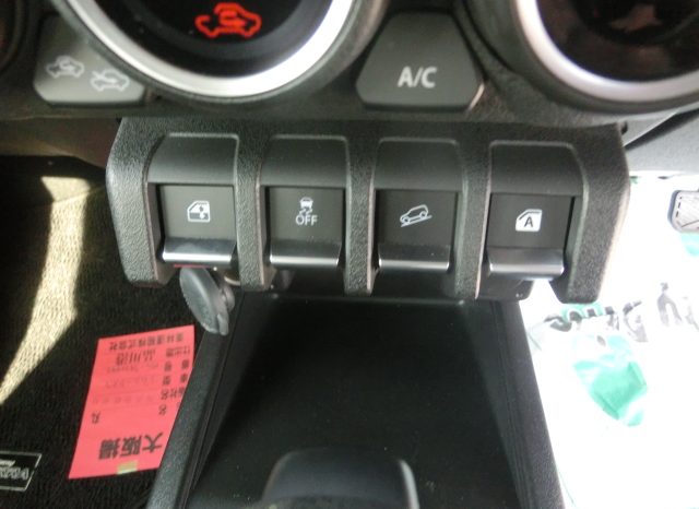 
								Suzuki Jimny Sierra full									