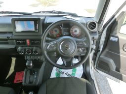 
										Suzuki Jimny Sierra full									