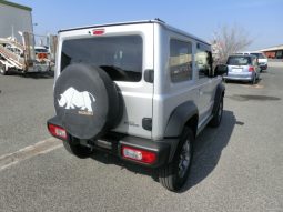 
										Suzuki Jimny Sierra full									