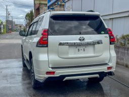 
										Toyota Prado full									