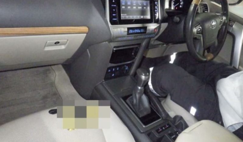 
								Toyota Prado full									
