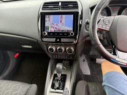 
										Mitsubishi RVR full									