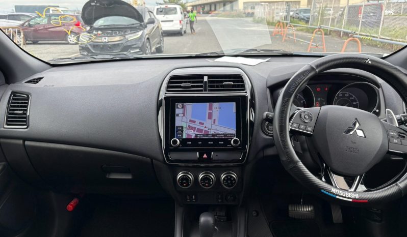 
								Mitsubishi RVR full									
