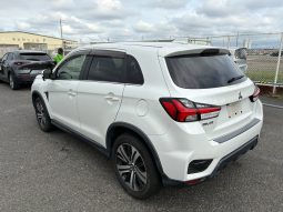 
										Mitsubishi RVR full									
