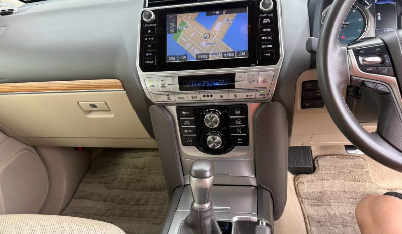 
								Toyota Prado full									