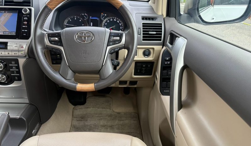 
								Toyota Prado full									