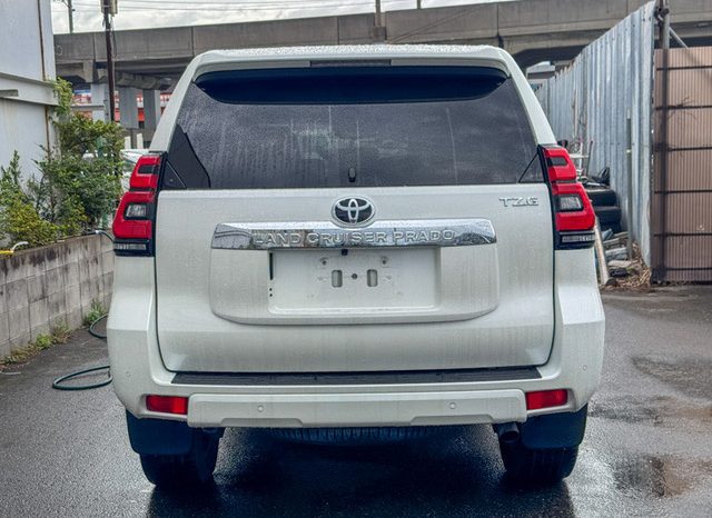 
								Toyota Prado TZ-G full									