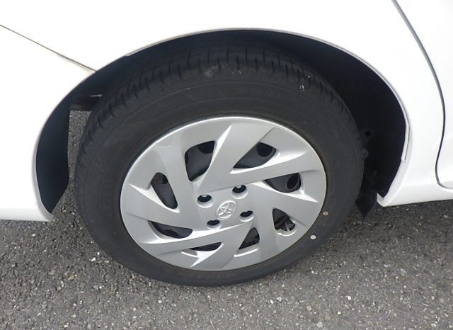 
								Toyota Axio full									
