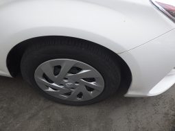 
										Toyota Axio full									