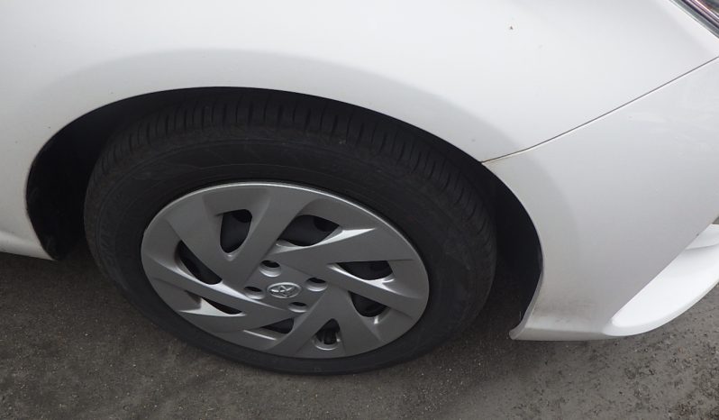 
								Toyota Axio full									