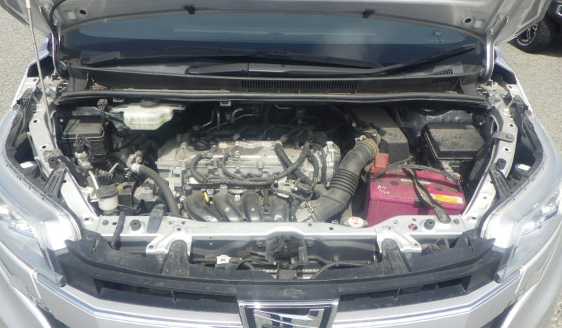 
								Toyota Noah full									