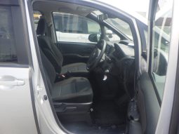 
										Toyota Noah full									