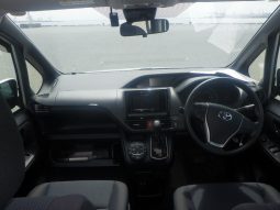 
										Toyota Noah full									