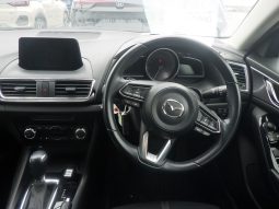 
										Mazda Axela full									
