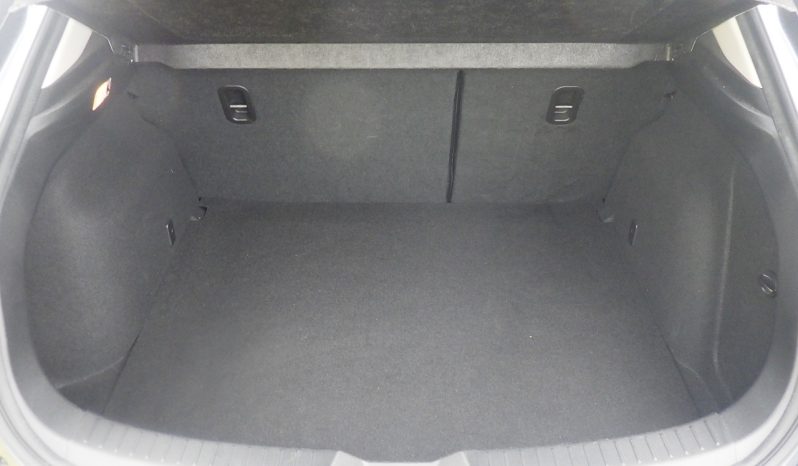 
								Mazda Axela full									
