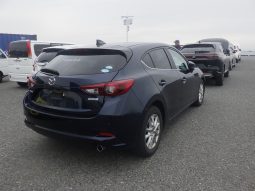 
										Mazda Axela full									