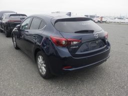 
										Mazda Axela full									