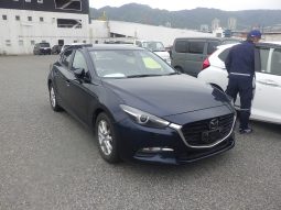 
										Mazda Axela full									