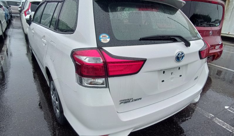 
								Toyota Fielder full									