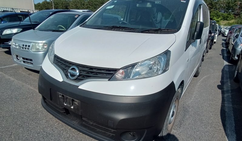 
								Nissan NV200 Vanette full									