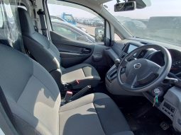 
										Nissan NV200 Vanette full									