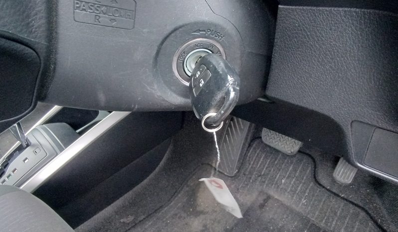 
								Toyota Fielder full									