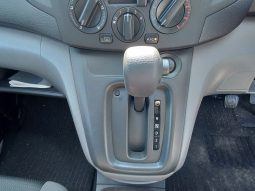 
										Nissan NV200 Vanette full									
