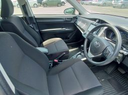 
										Toyota Fielder full									