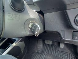 
										Toyota Fielder full									