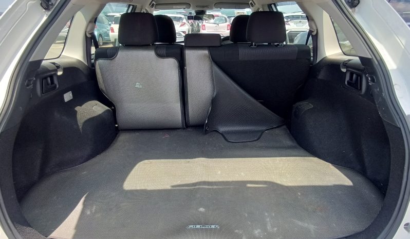 
								Toyota Fielder full									
