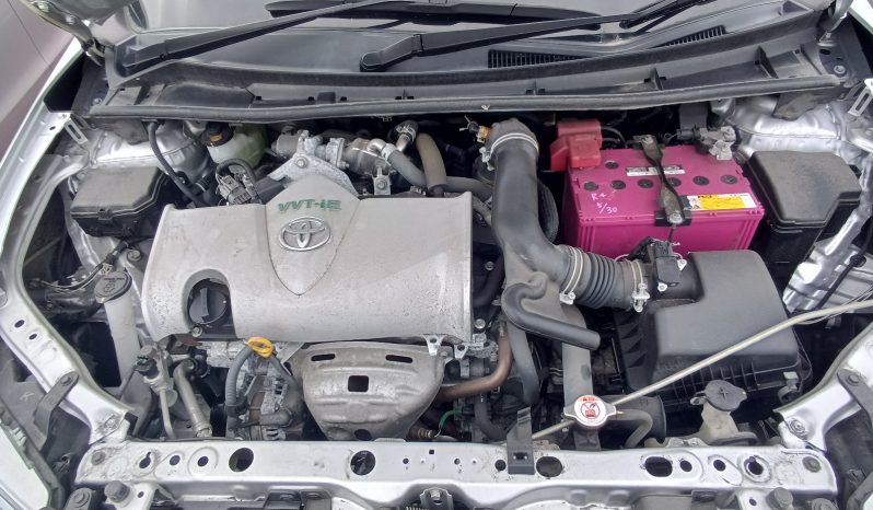 
								Toyota Axio full									