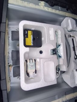 
										Toyota Axio full									