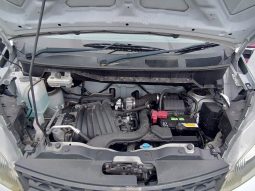 
										Nissan NV200 Vanette full									