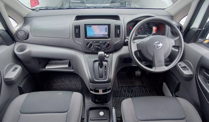 
								Nissan NV200 Vanette full									