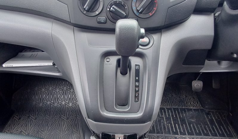 
								Nissan NV200 Vanette full									