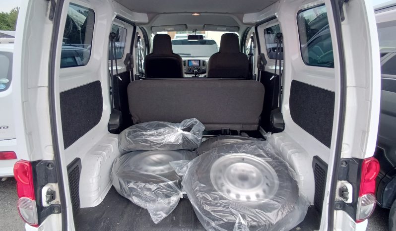 
								Nissan NV200 Vanette full									