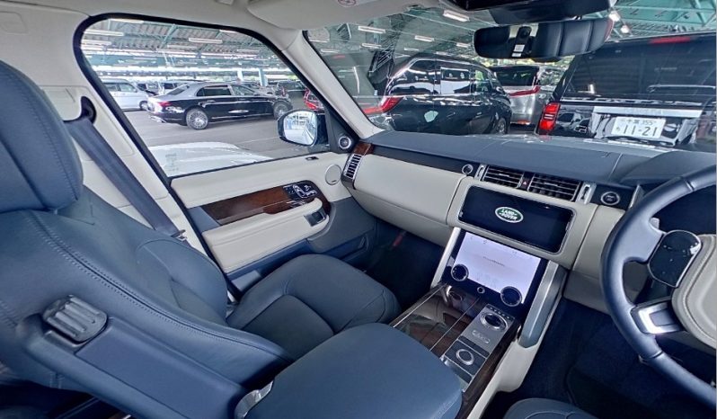 
								Range Rover Vogue full									