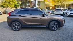 
										Mitsubishi Eclipse Cross full									