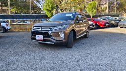 
										Mitsubishi Eclipse Cross full									